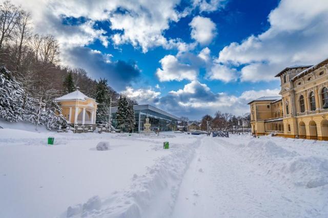 Osrodek Wypoczynkowy Gromada Otel Krynica Zdroj Dış mekan fotoğraf